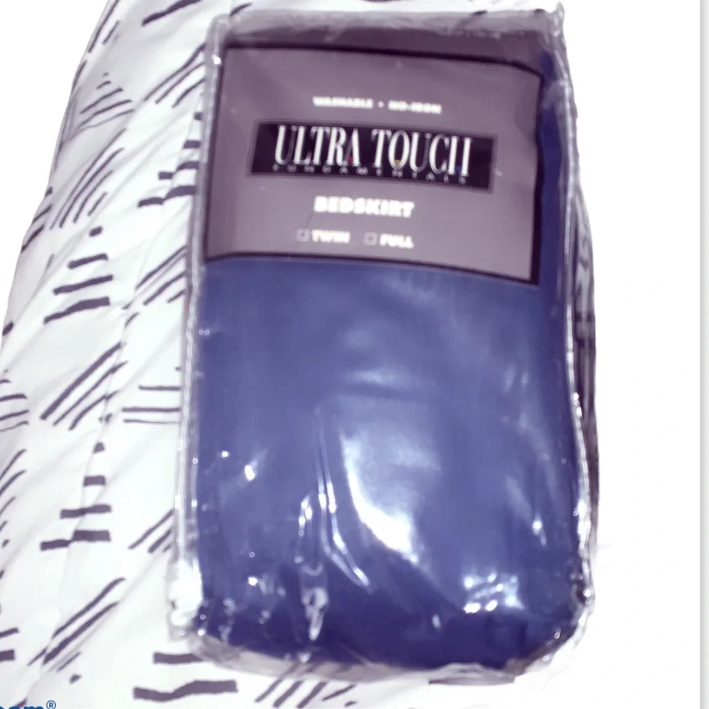 UltraTouch Fundamentals Twin‎ Bed Skirt 39x 75”